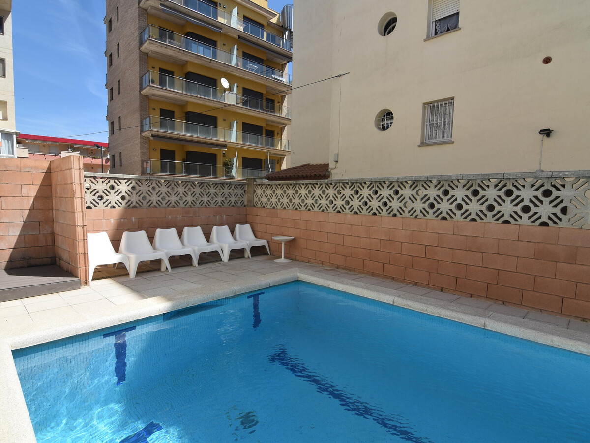 Appartement 2 chambres Roses, plage 400m, piscine - Photo 19