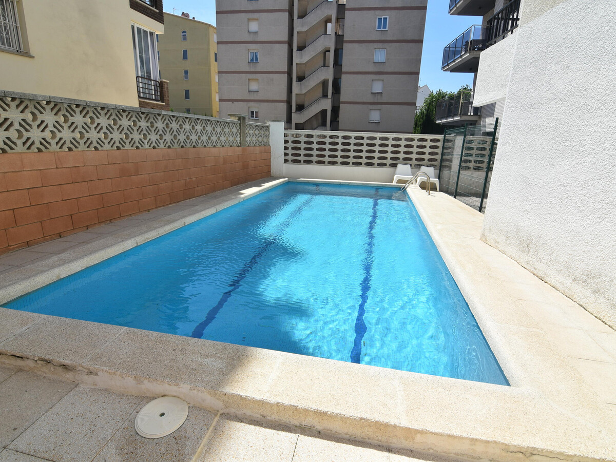 Appartement 2 chambres Roses, plage 400m, piscine - Photo 21