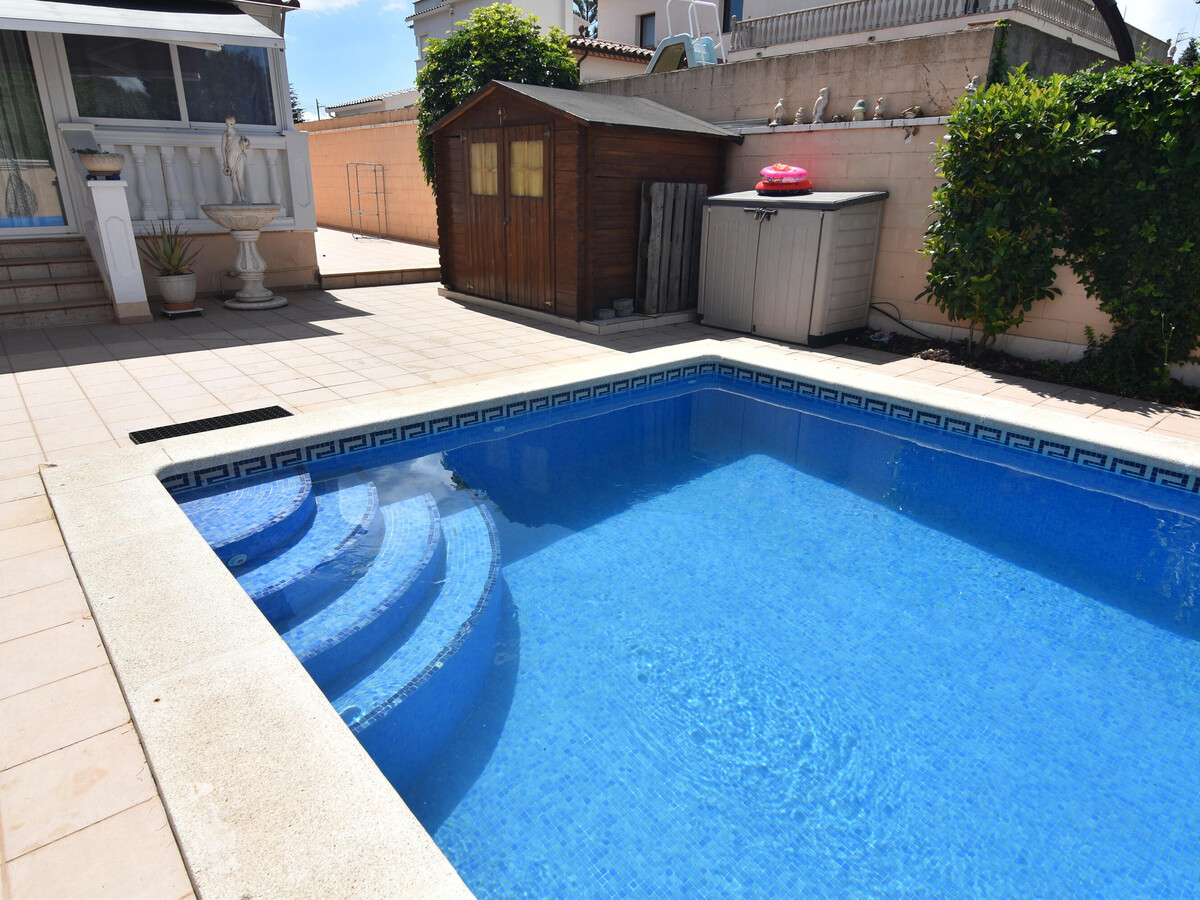 Villa 4 chambres Roses : piscine privée, 1,2 km plage - Photo 5