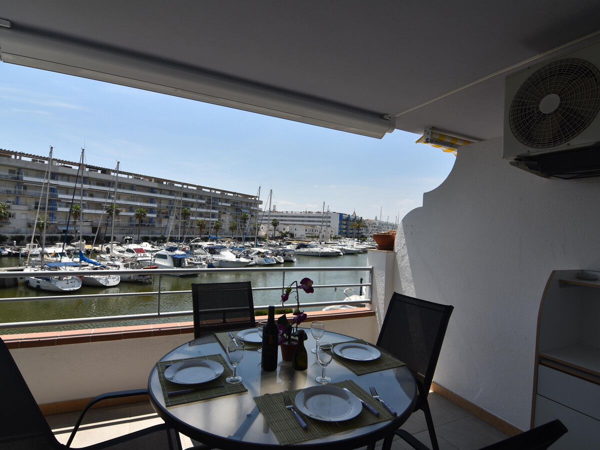 Appartement 1 chambre avec terrasse, 1,5 km plage Roses - Photo 1