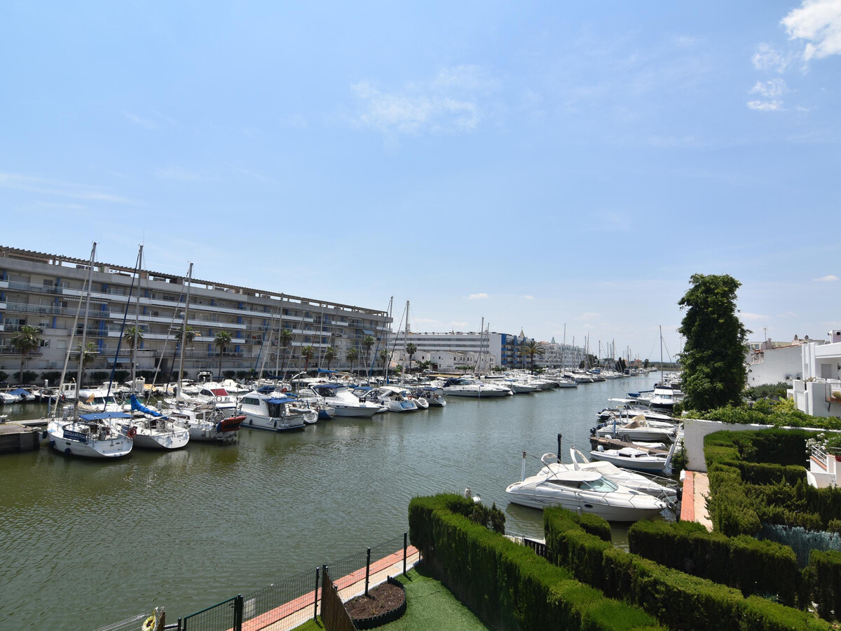 Appartement 1 chambre avec terrasse, 1,5 km plage Roses - Photo 4