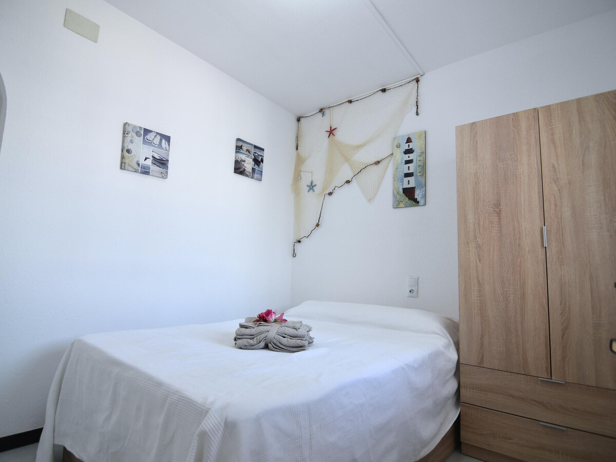 Appartement 1 chambre avec terrasse, 1,5 km plage Roses - Photo 12