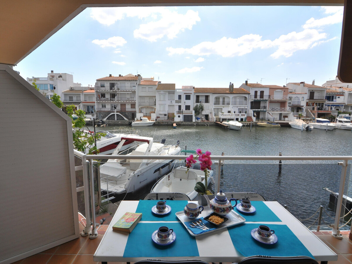 Appartement 2 chambres à 2 km de la plage d'Empuriabrava - Photo 3