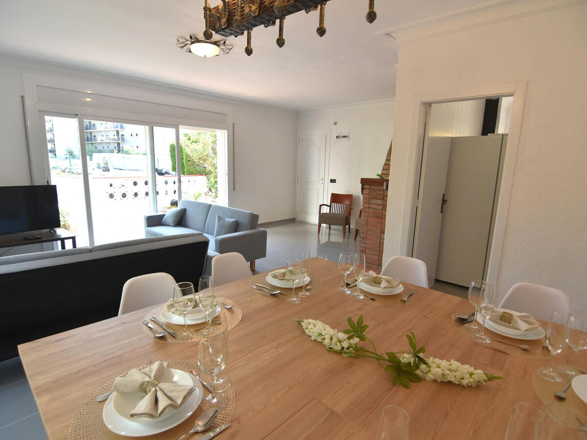 Villa 12 personnes à Roses, 400 m de la plage - Photo 5