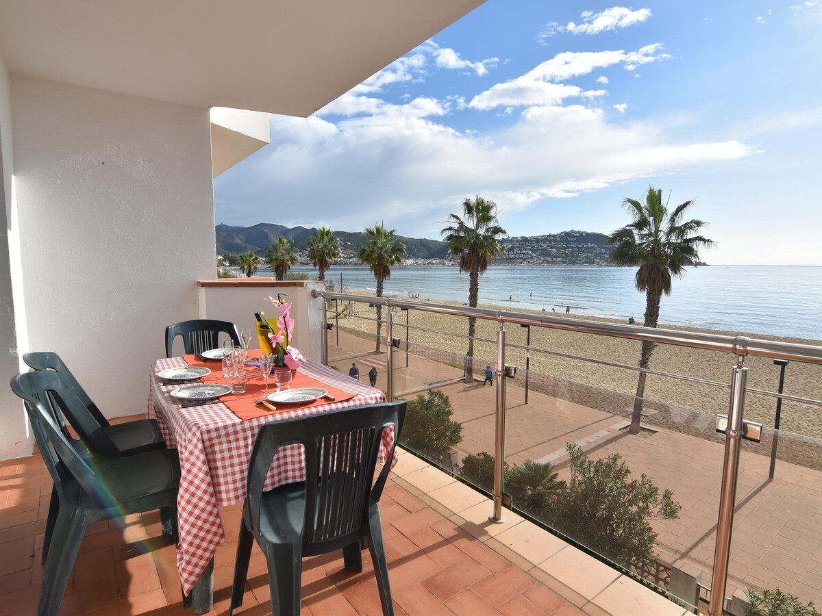 Appartement 2 chambres face à la plage à Roses - Photo 4