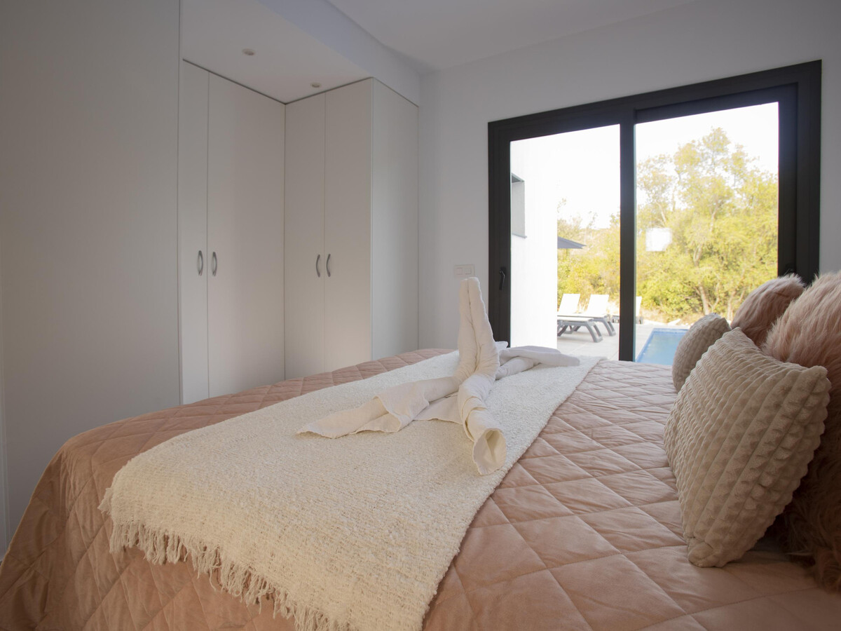 Villa 4 chambres Roses avec piscine privée, 3 km plage - Photo 30