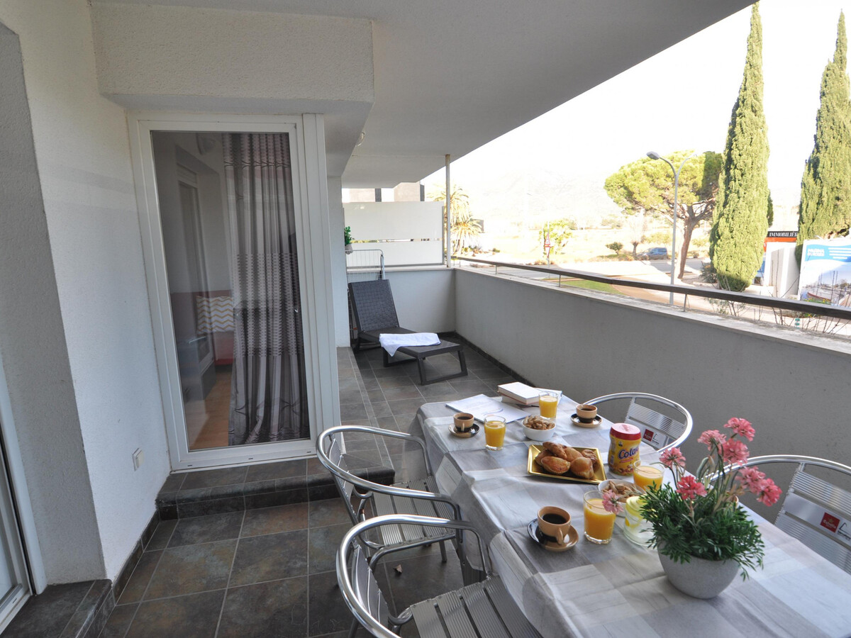 Appartement 1 chambre à 1,5 km de la plage, Roses - Photo 2