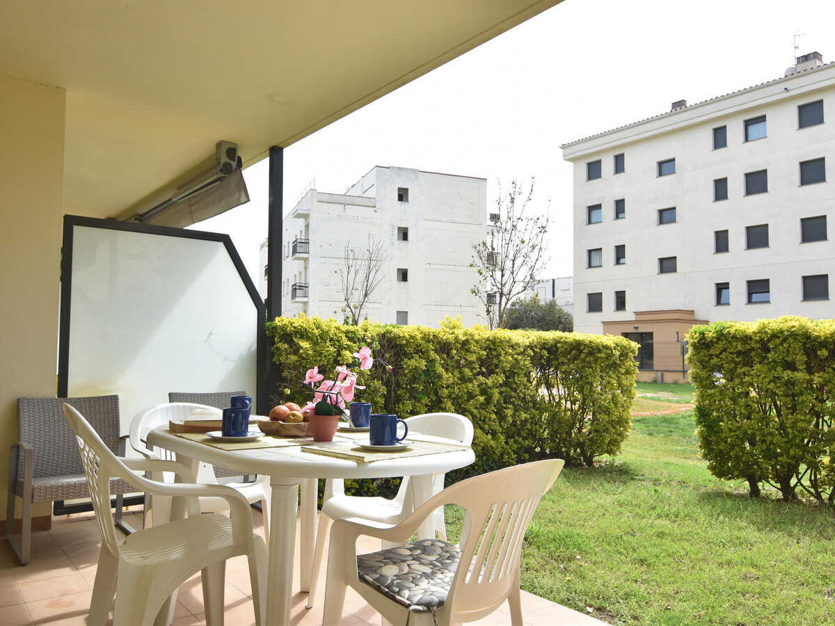 Appartement 1 chambre Roses, terrasse jardin à 50 m de la plage - Photo 1