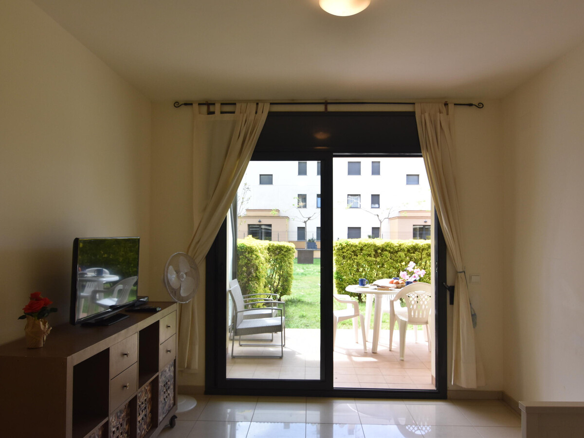 Appartement 1 chambre Roses, terrasse jardin à 50 m de la plage - Photo 11