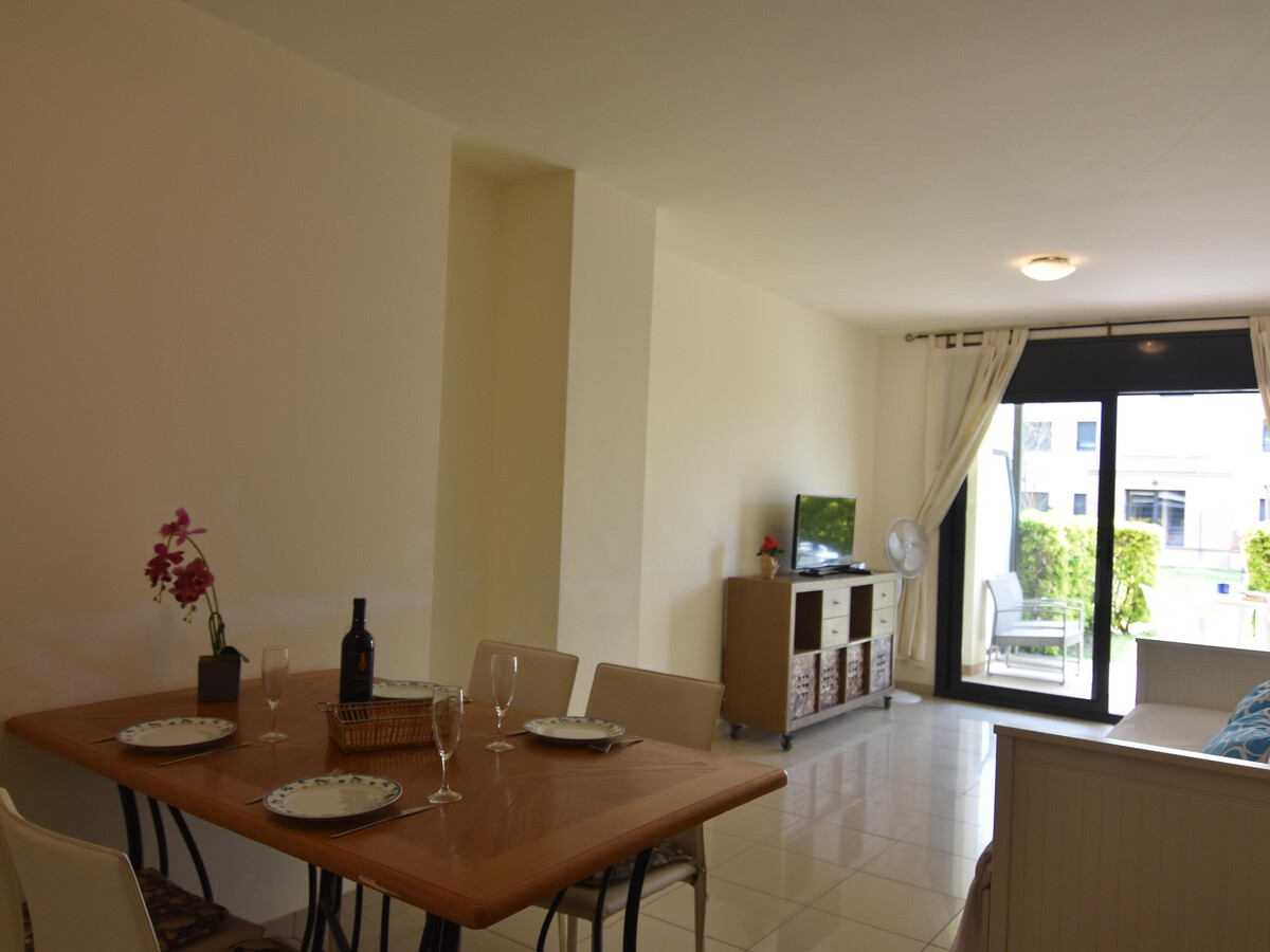 Appartement 1 chambre Roses, terrasse jardin à 50 m de la plage - Photo 14