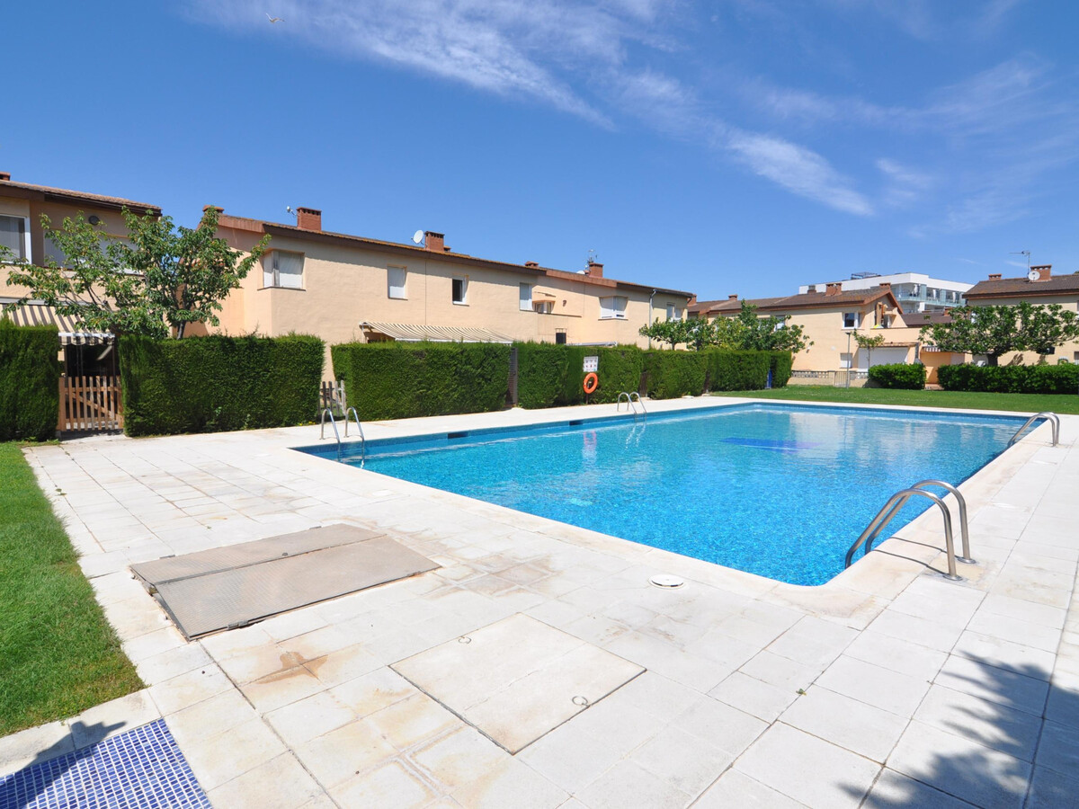 Maison 5 chambres, piscine et jardin à 1,2 km de la plage - Photo 8