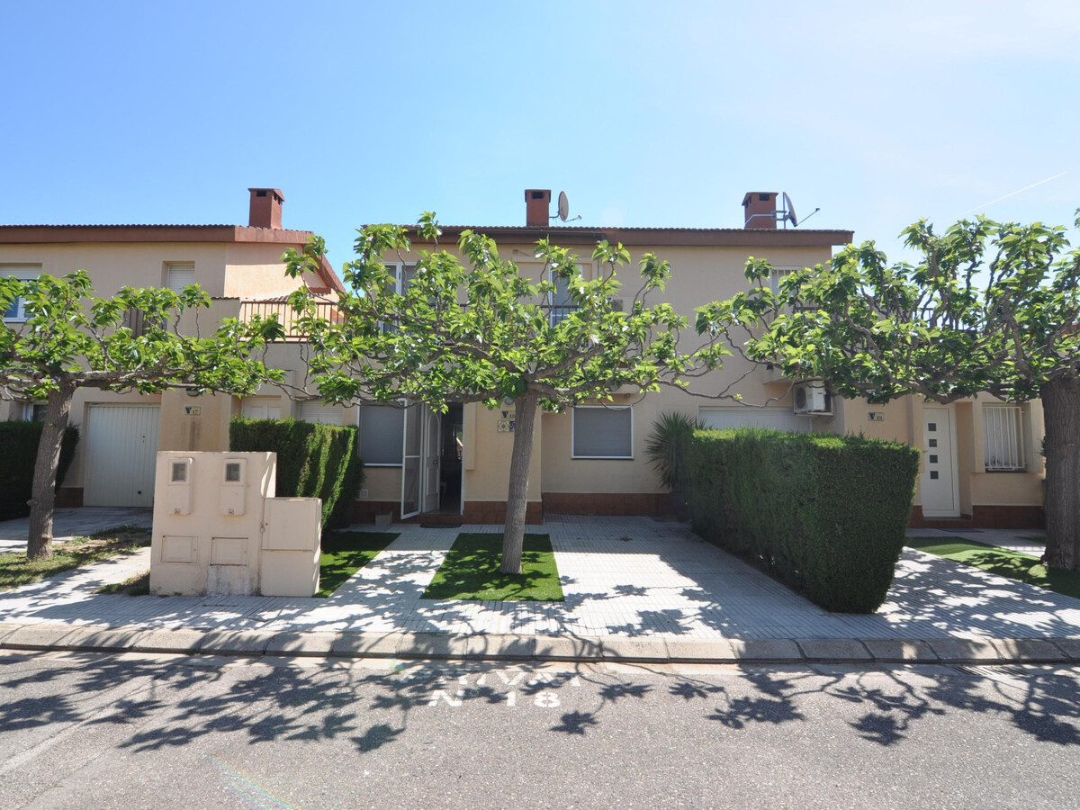Maison 5 chambres, piscine et jardin à 1,2 km de la plage - Photo 9