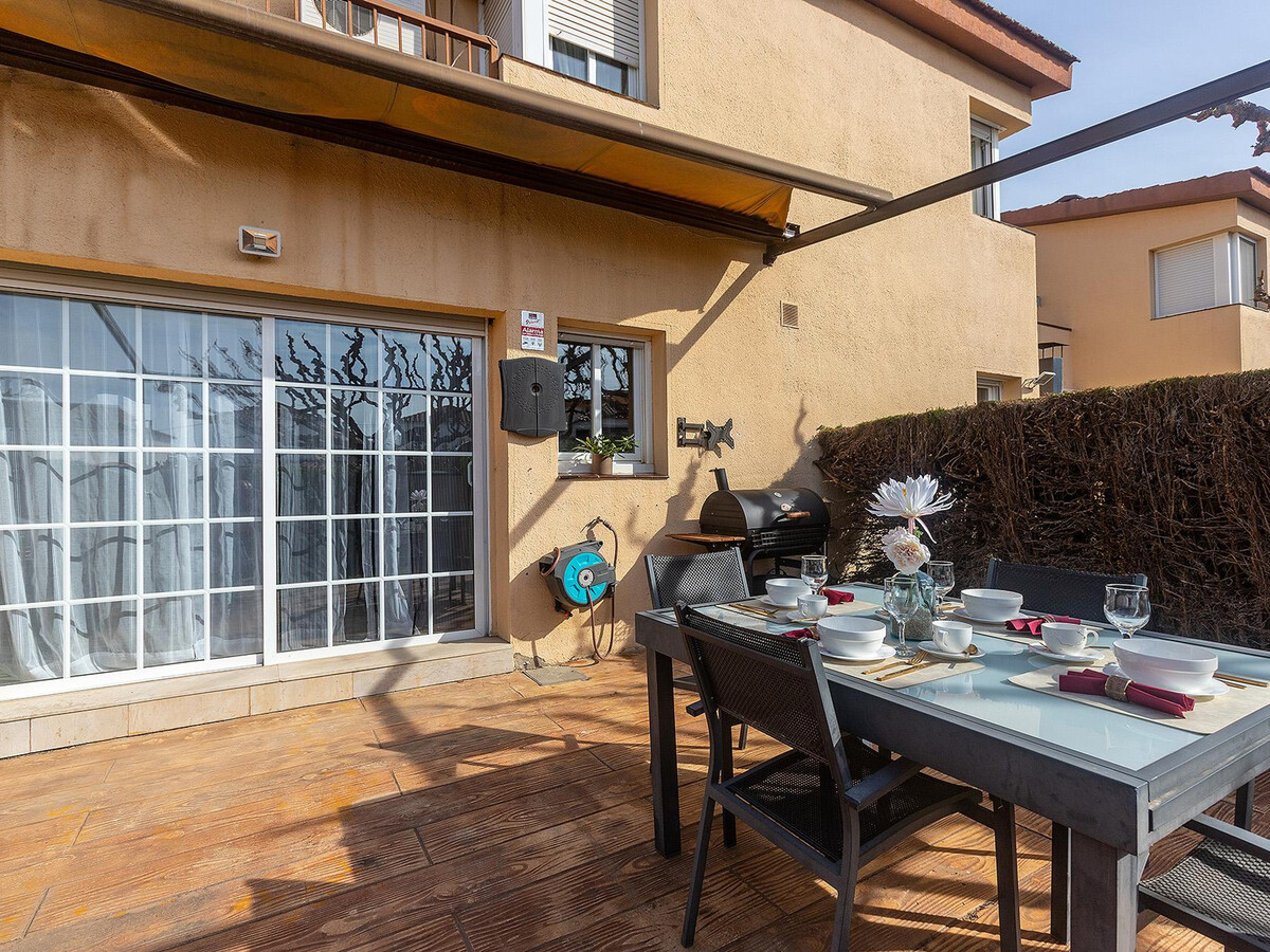 Maison 5 chambres, piscine et jardin à 1,2 km de la plage - Photo 11
