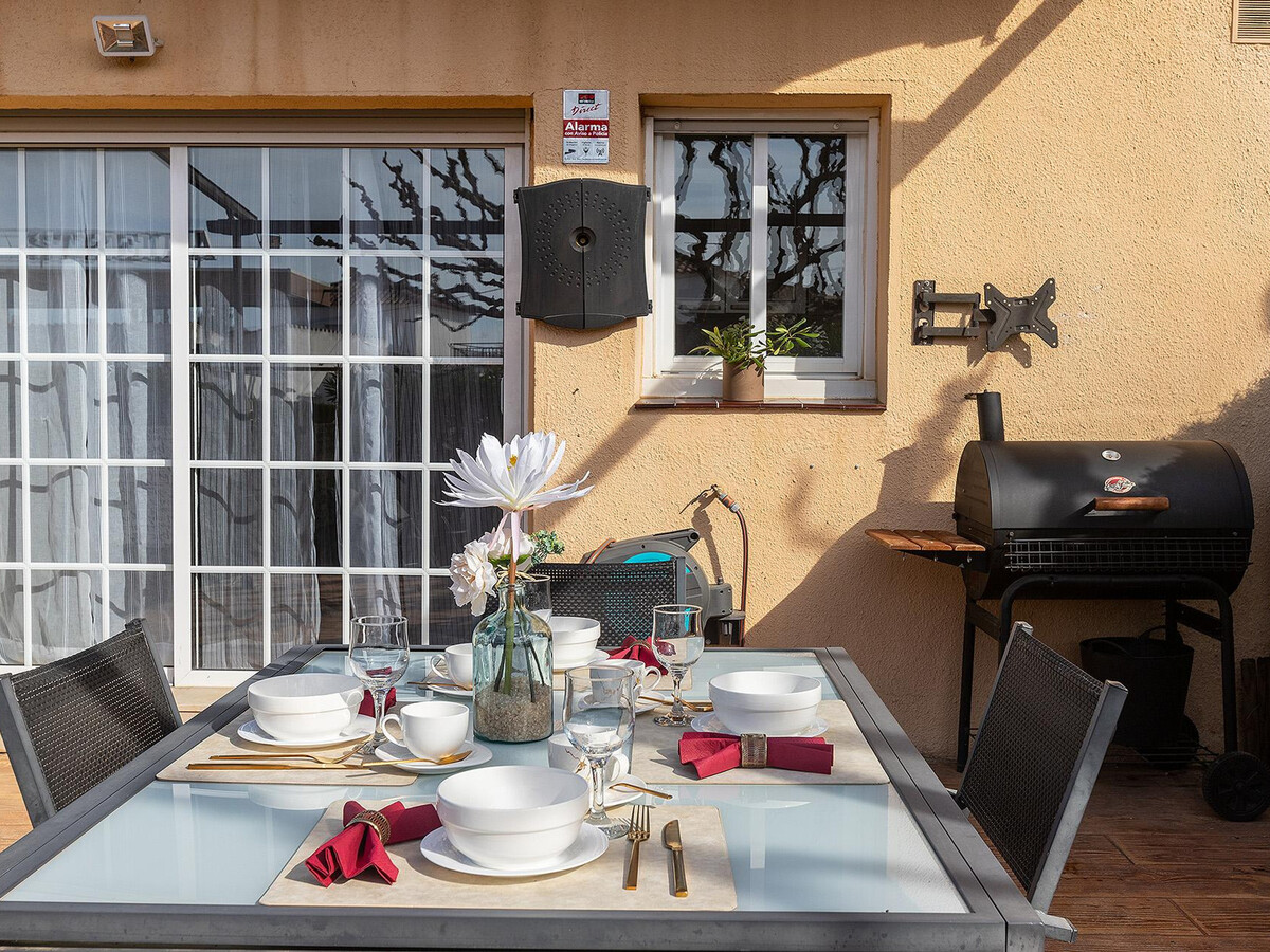 Maison 5 chambres, piscine et jardin à 1,2 km de la plage - Photo 12
