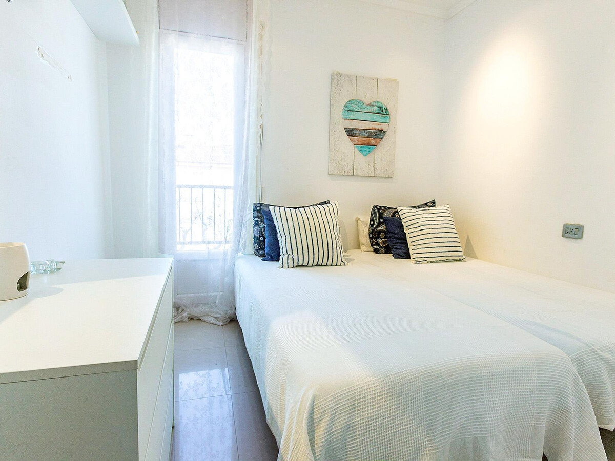 Maison 5 chambres, piscine et jardin à 1,2 km de la plage - Photo 34