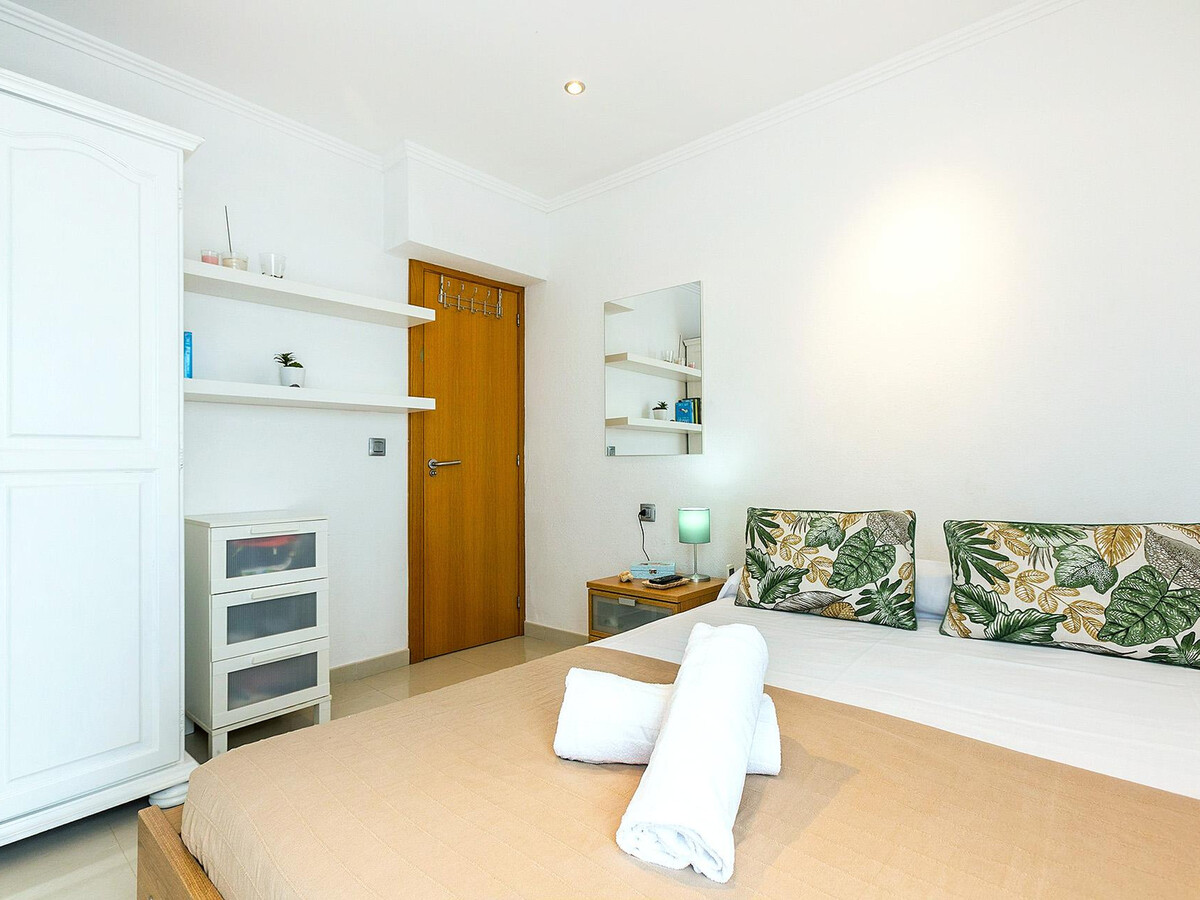 Maison 5 chambres, piscine et jardin à 1,2 km de la plage - Photo 36