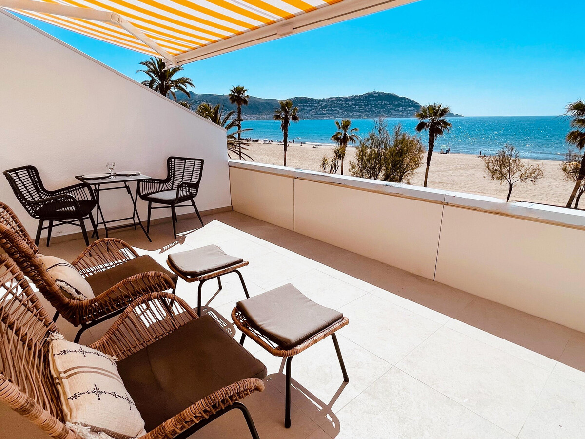 Appartement front de mer avec terrasse à Roses - Photo 5