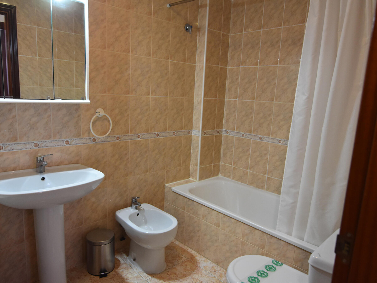 Appartement 2 chambres Roses, 100 m de la plage - Photo 14