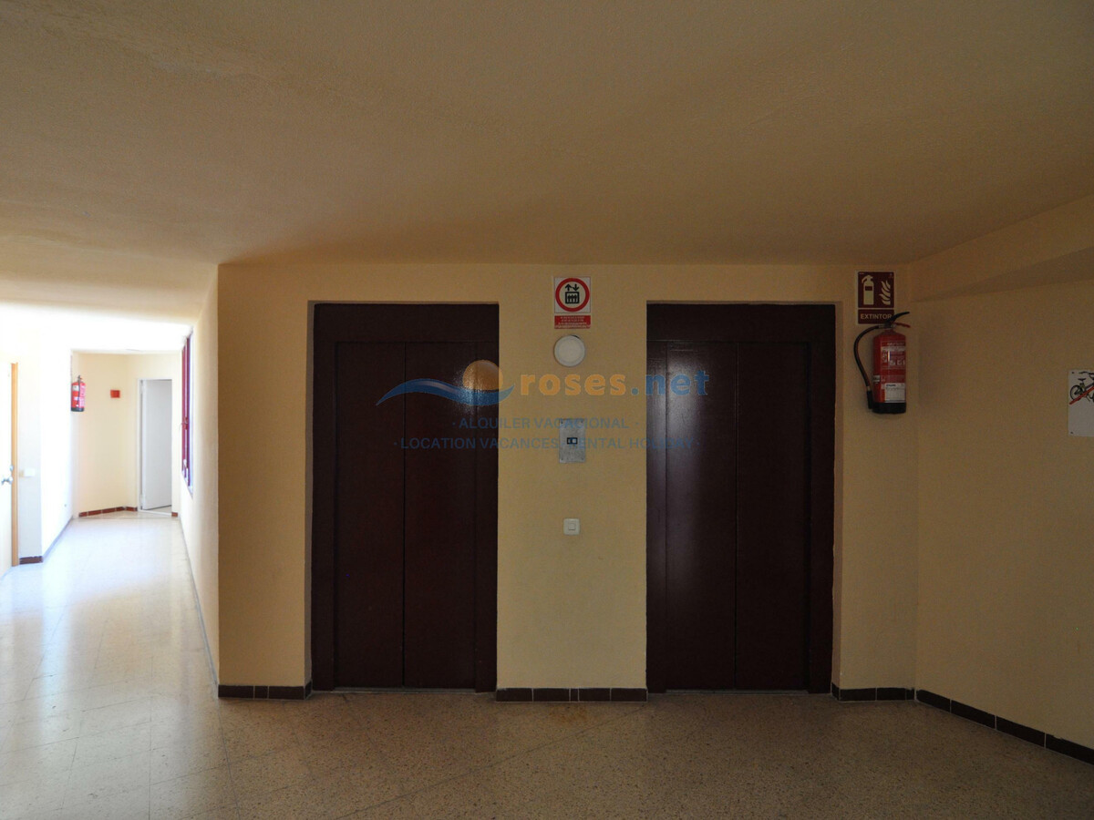 Studio 28 m² à Roses, piscine et plage à 1,5 km - Photo 13