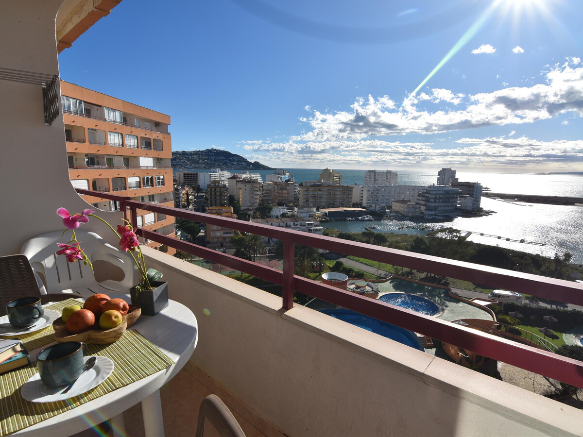 Studio 3 pers. Roses - Piscine, parking et WiFi - Photo 5