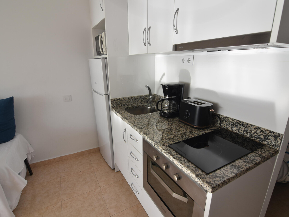 Studio 3 pers. Roses - Piscine, parking et WiFi - Photo 10