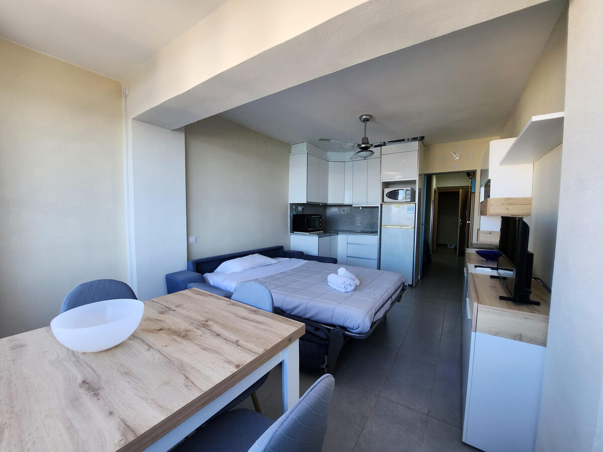 Studio 40 m² piscine et terrasse canal à Roses - Photo 8