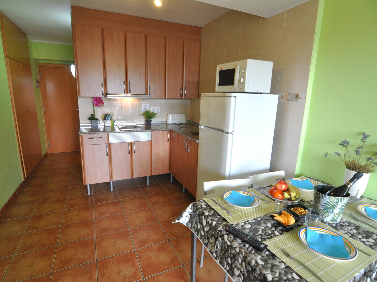 Studio 28 m² avec piscine à Roses, 1,5 km plage - Photo 6