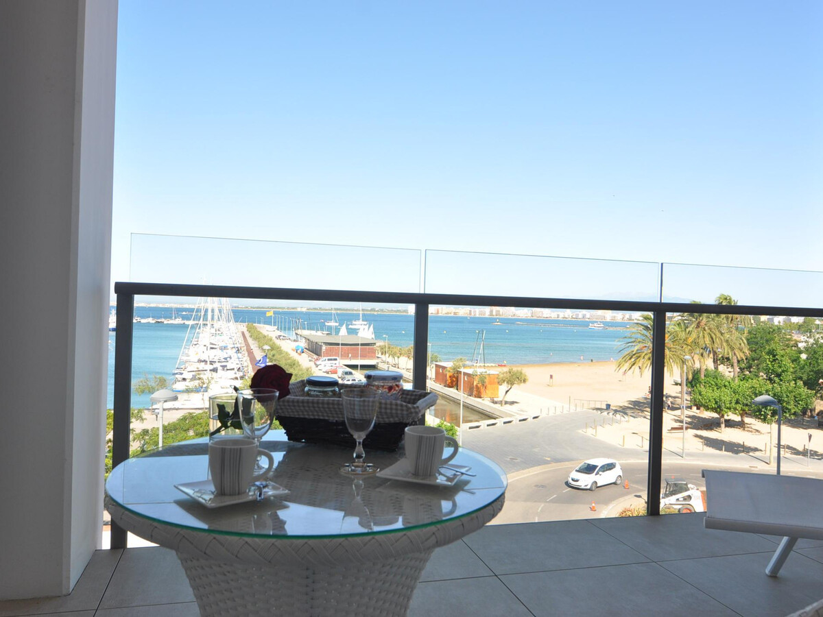 Appartement front de mer à Roses, 2 ch., 100 m² - Photo 2
