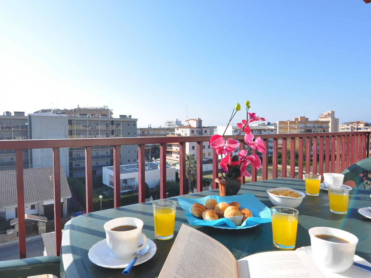 Appartement 6 personnes à Roses, 400m plage, terrasse - Photo 4