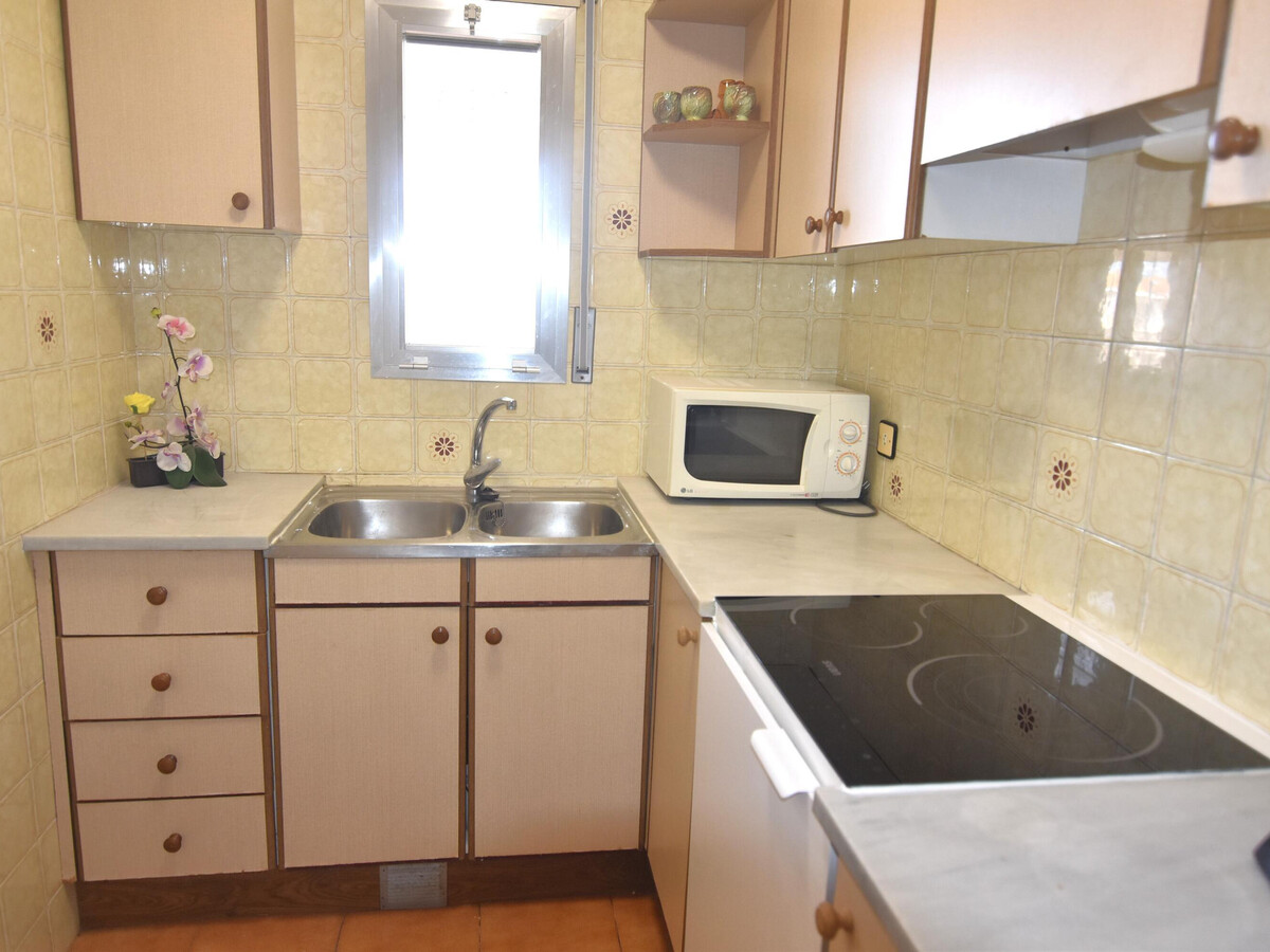 Appartement 6 personnes à Roses, 400m plage, terrasse - Photo 14
