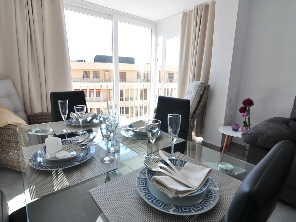 Appartement 6 pers. à 70m de la plage de Roses - Photo 7