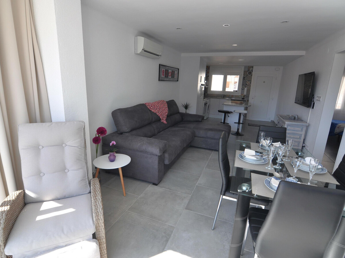 Appartement 6 pers. à 70m de la plage de Roses - Photo 8
