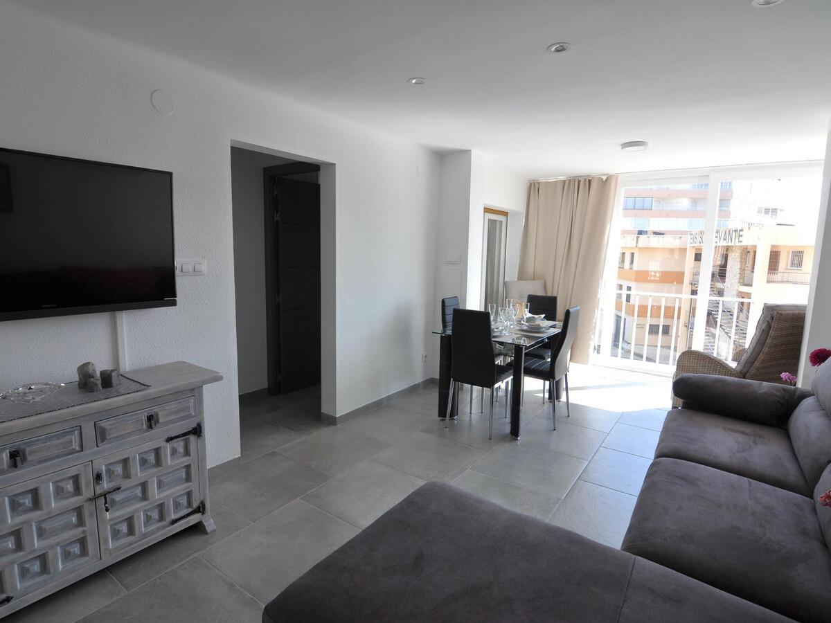 Appartement 6 pers. à 70m de la plage de Roses - Photo 10