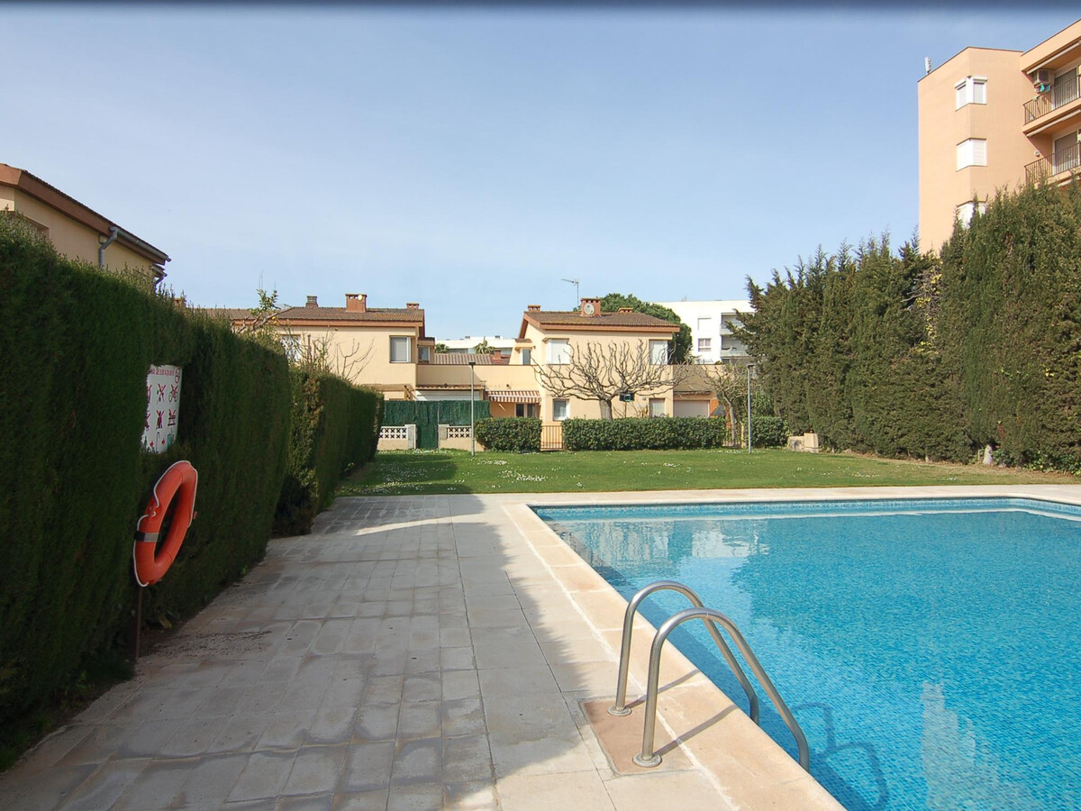 Maison 4 chambres Roses : piscine, terrasse, 1200m plage - Photo 10