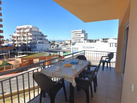 Appartement 6 pers. à 300m plage, terrasse 10m² à Roses : photo 3