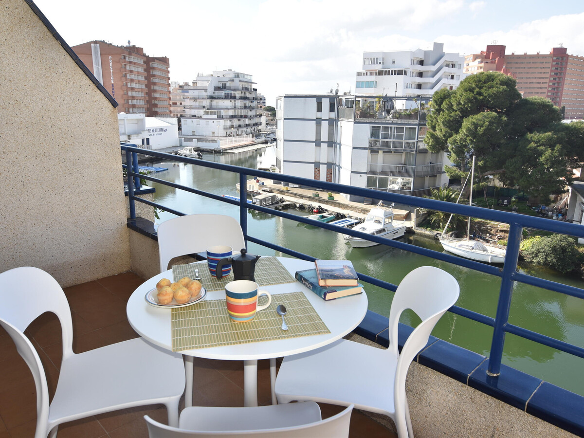 Appartement 2 ch. à 400m plage, vue rivière à Roses - Photo 1