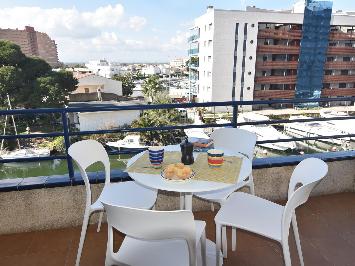 Appartement 2 ch. à 400m plage, vue rivière à Roses - Photo 2