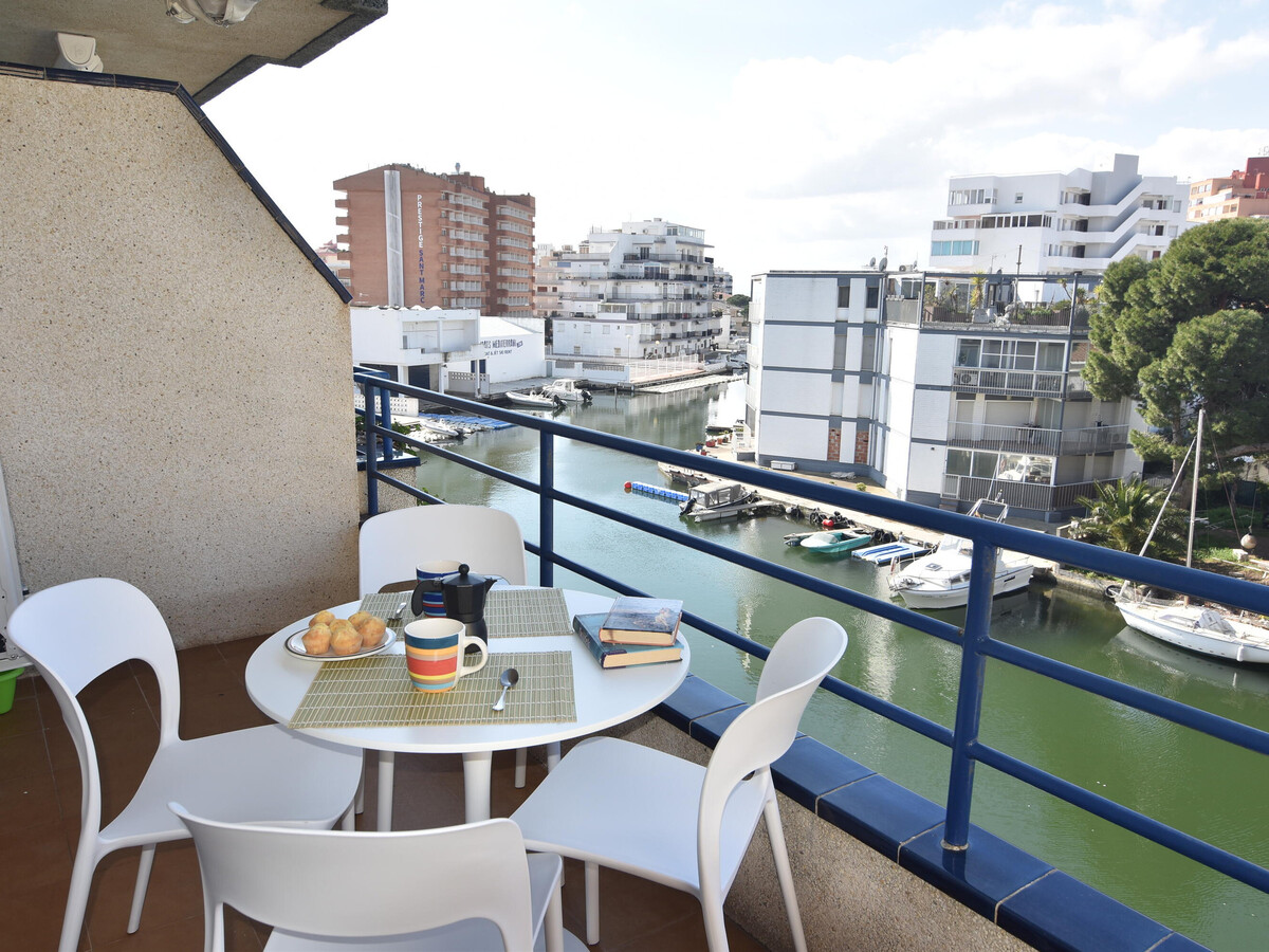 Appartement 2 ch. à 400m plage, vue rivière à Roses - Photo 3