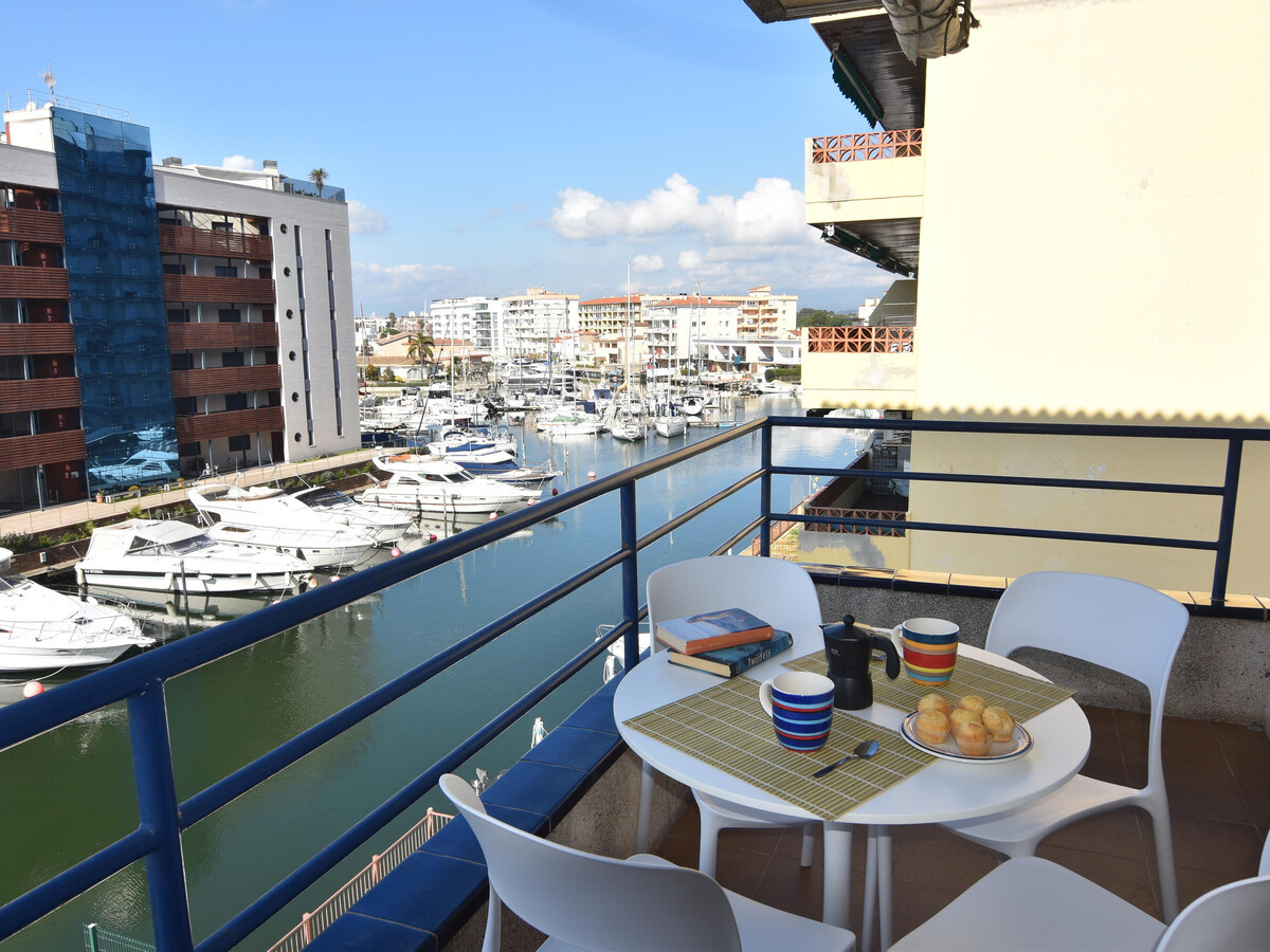 Appartement 2 ch. à 400m plage, vue rivière à Roses - Photo 4