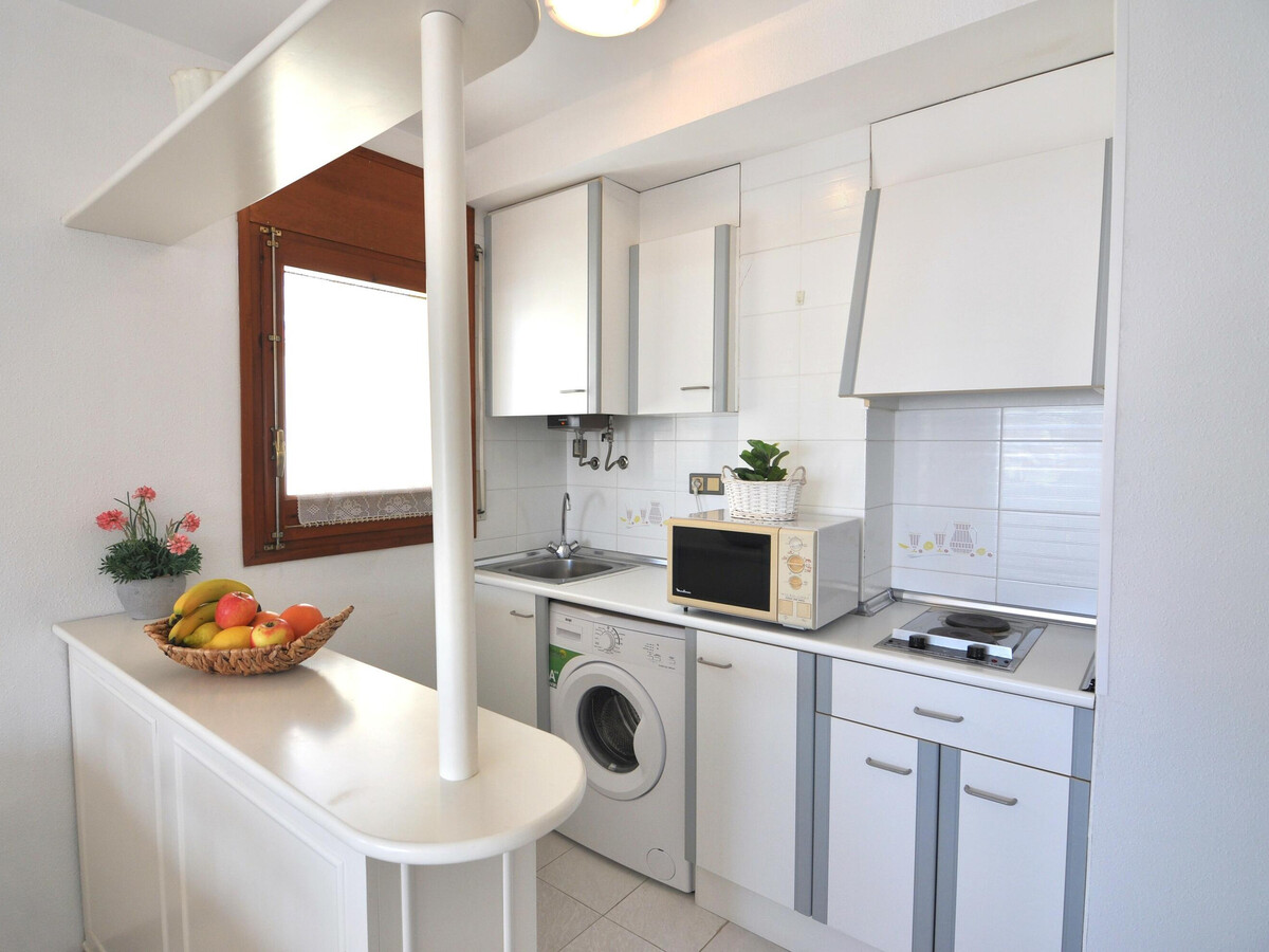 Appartement 2 ch. à 400m plage, vue rivière à Roses - Photo 15