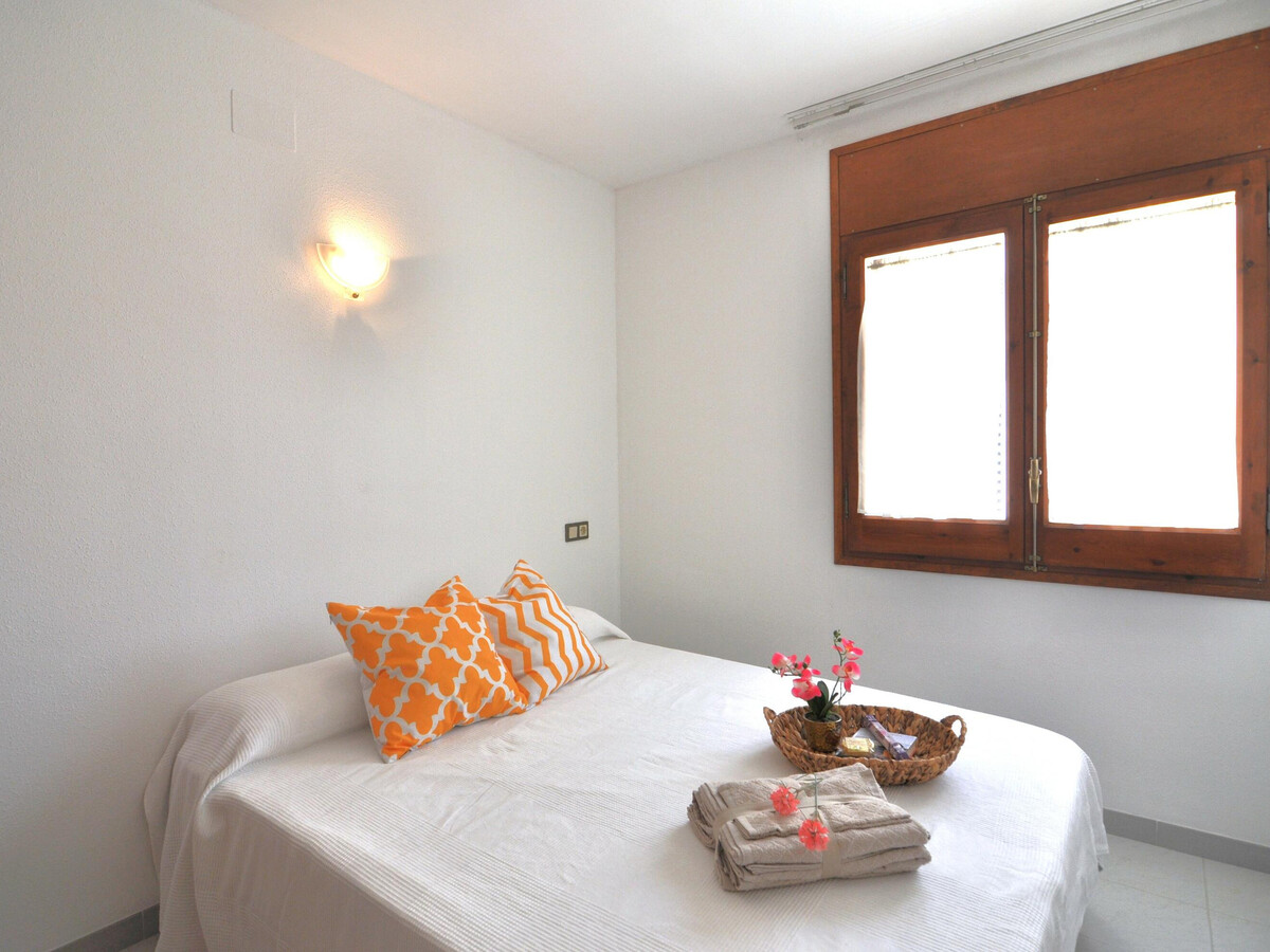 Appartement 2 ch. à 400m plage, vue rivière à Roses - Photo 19
