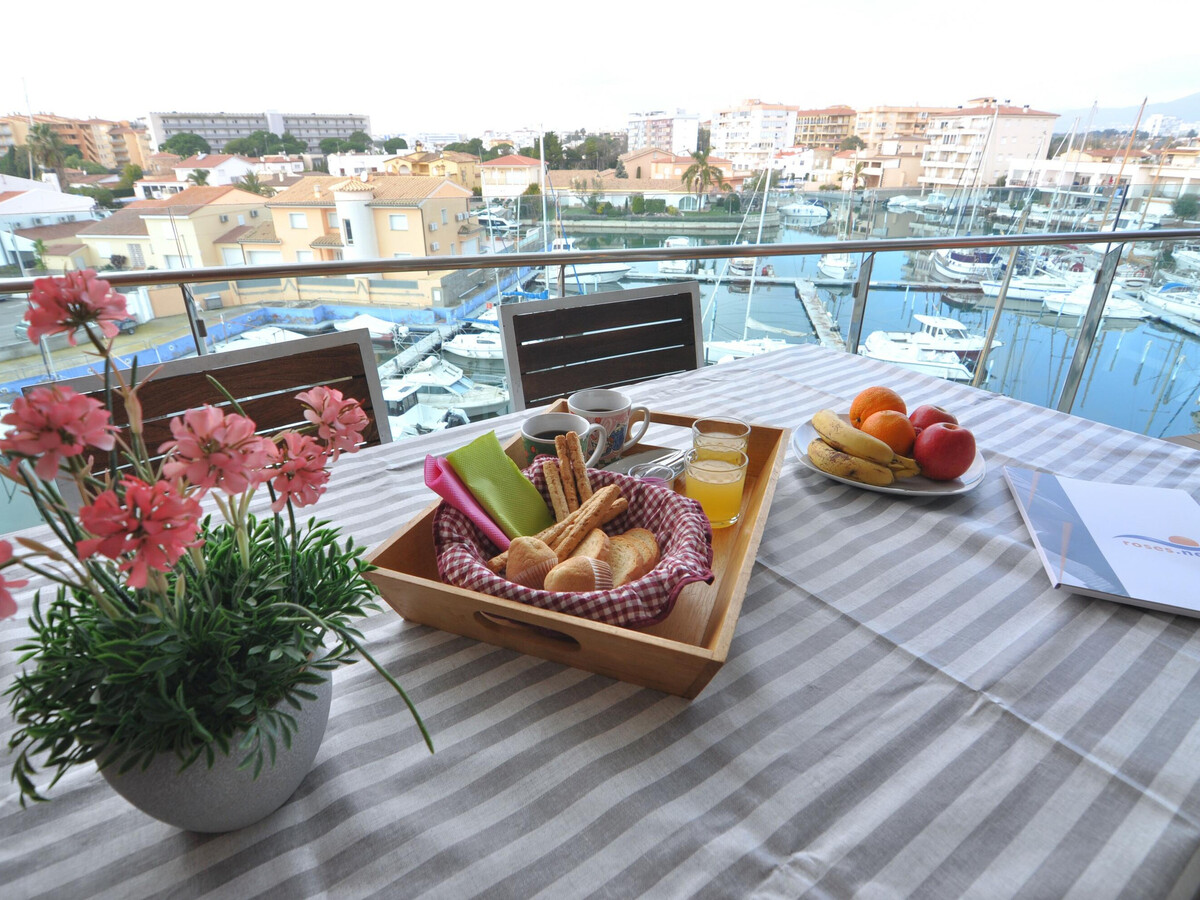 Appartement 55 m² vue port, 1,5 km plage à Roses - Photo 6