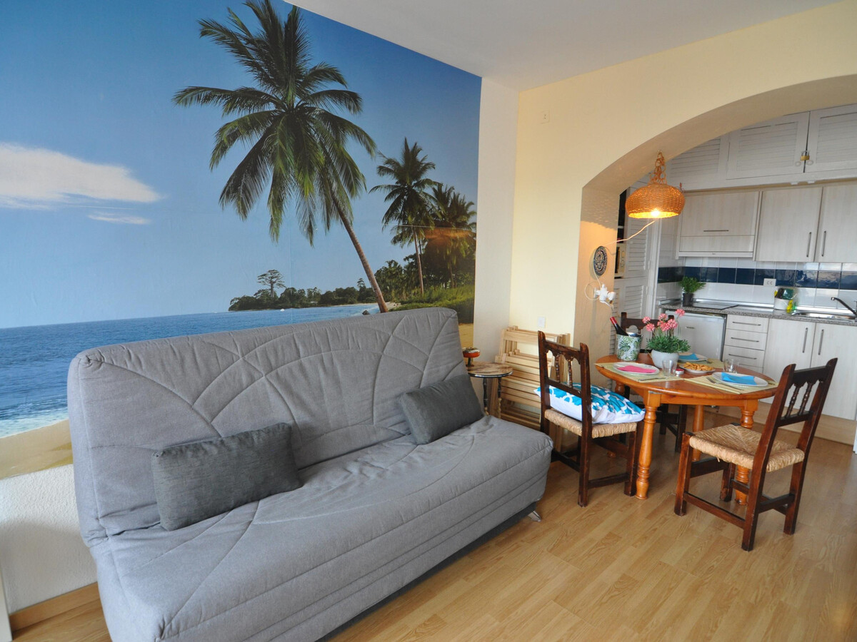 Studio 28 m² à Roses, 1,5 km plage, piscine famille - Photo 8