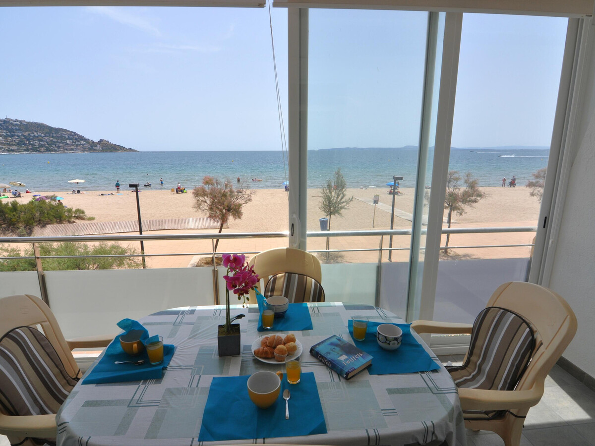 Appartement 60m² front de plage à Roses, 2 ch., 5 pers. - Photo 3