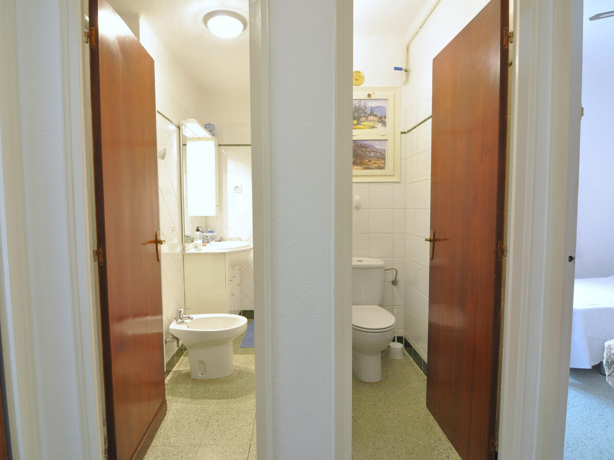 Appartement 60m² front de plage à Roses, 2 ch., 5 pers. - Photo 24