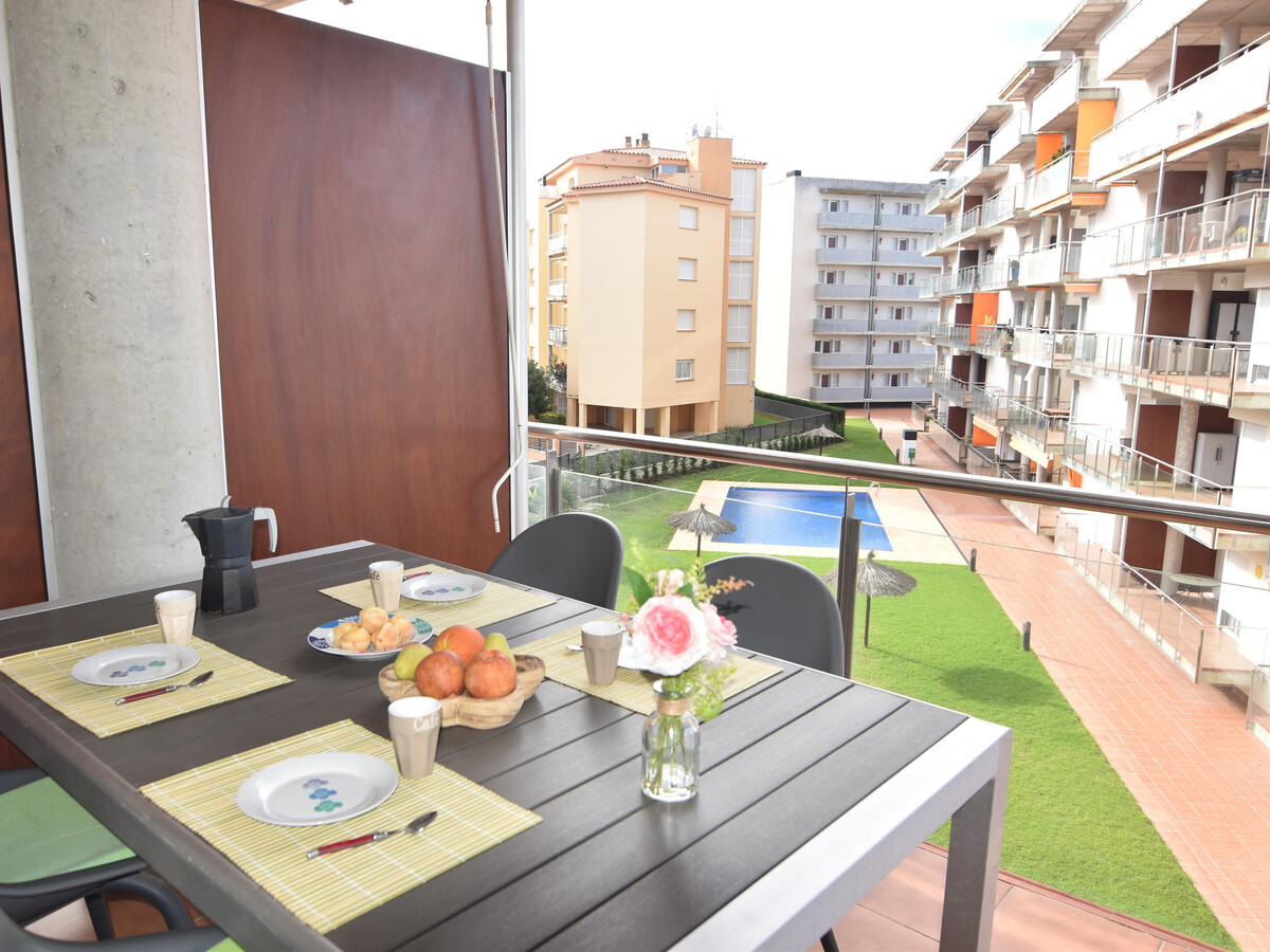 Appartement 2 chambres Roses, 1,2 km plage + piscine - Photo 3