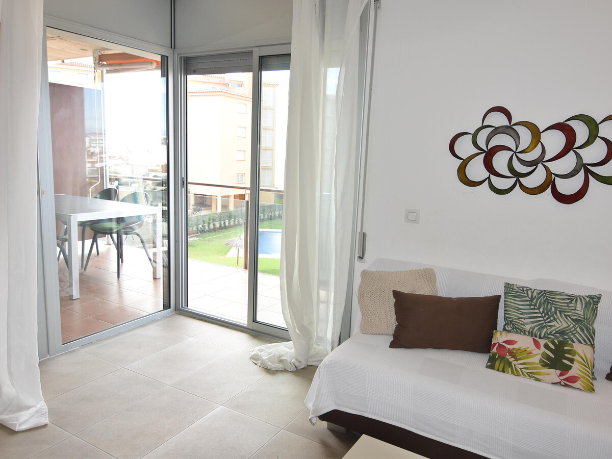 Appartement 2 chambres Roses, 1,2 km plage + piscine - Photo 7