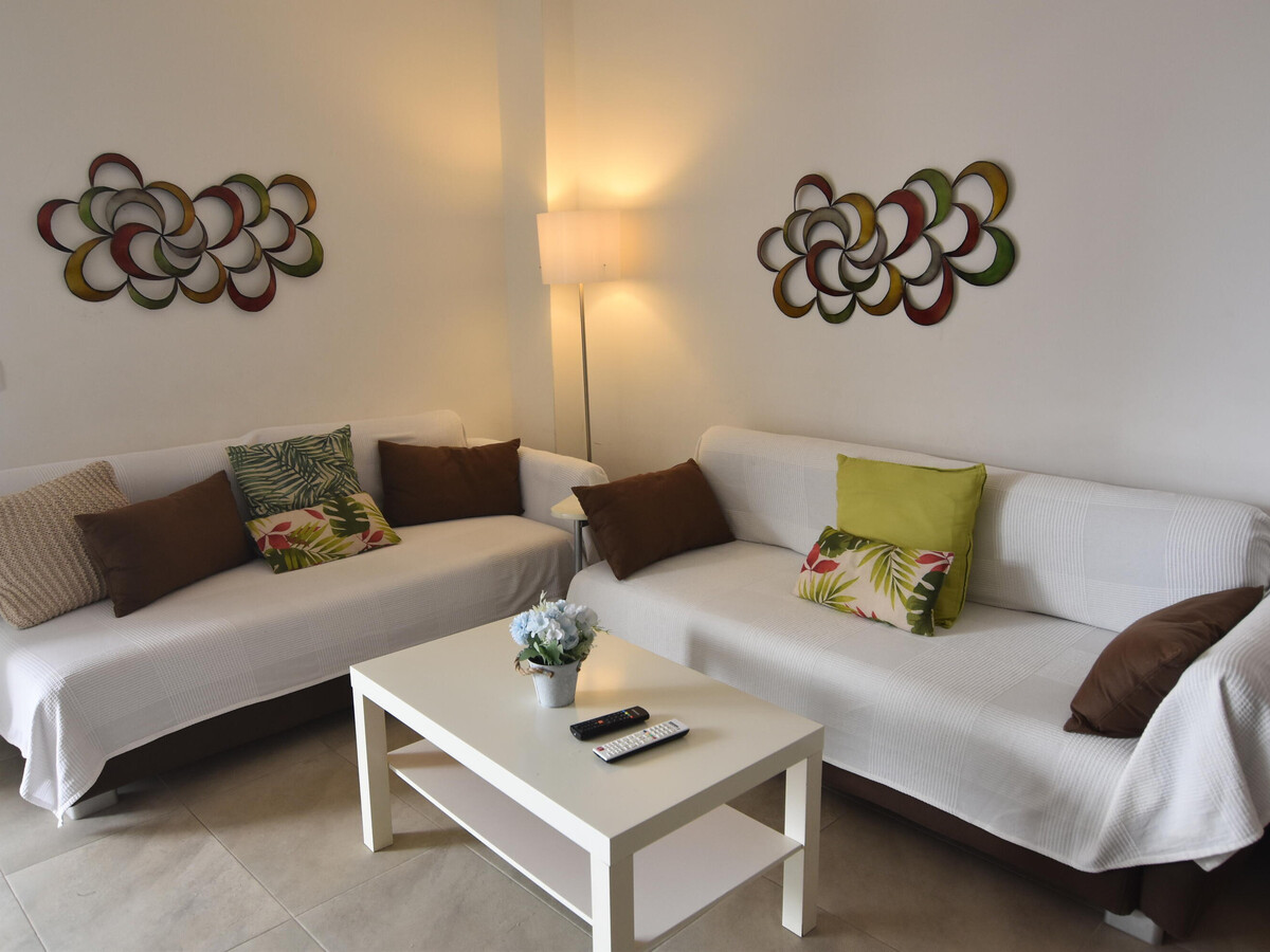Appartement 2 chambres Roses, 1,2 km plage + piscine - Photo 9