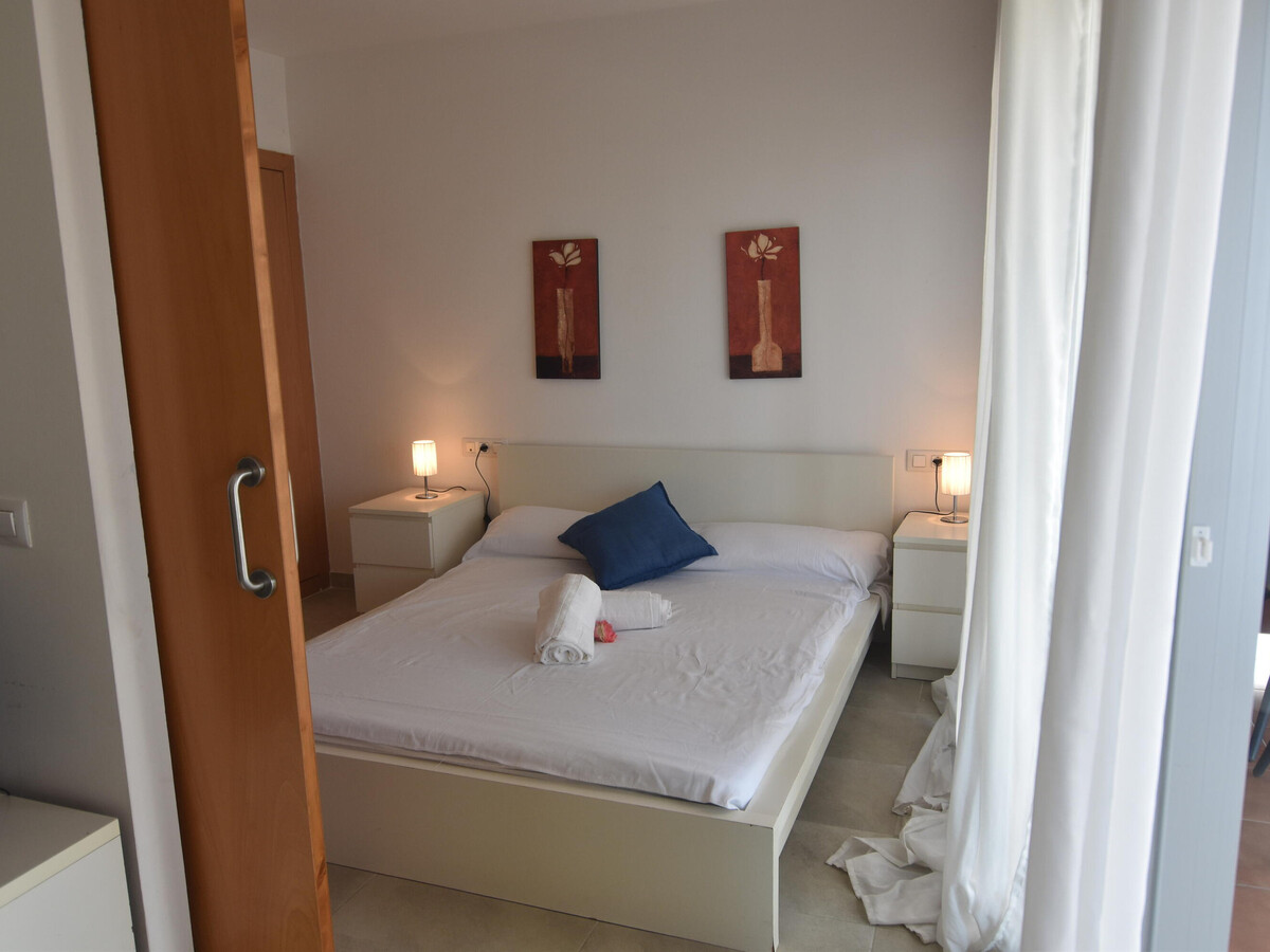 Appartement 2 chambres Roses, 1,2 km plage + piscine - Photo 17