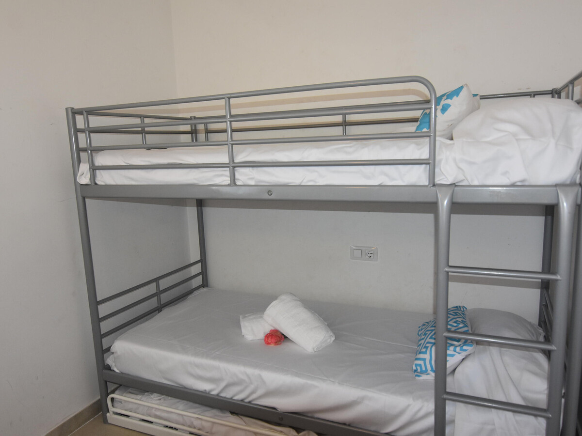 Appartement 2 chambres Roses, 1,2 km plage + piscine - Photo 20